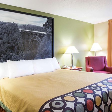 Super 8 By Wyndham Beckley Hotel Exterior foto