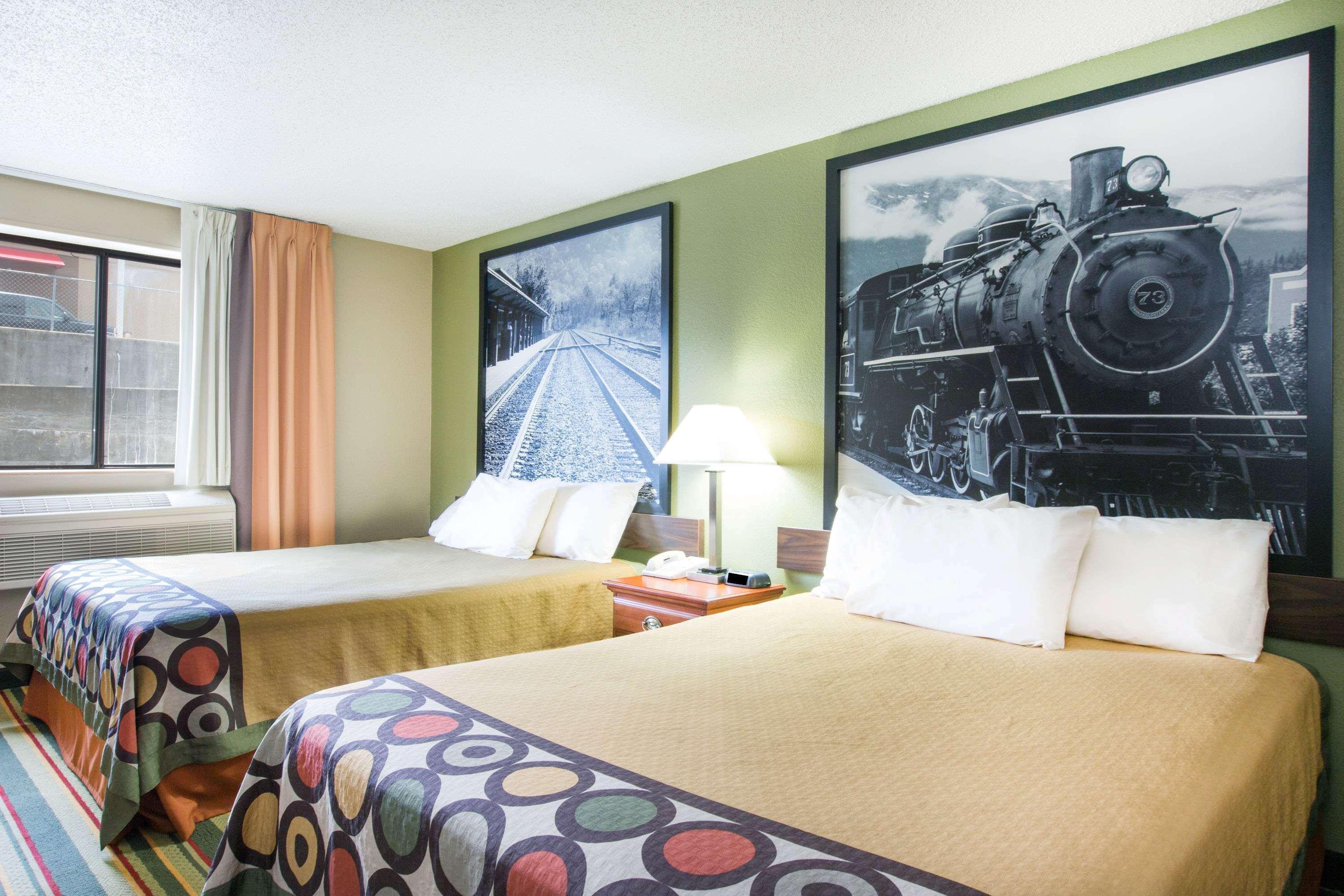 Super 8 By Wyndham Beckley Hotel Exterior foto
