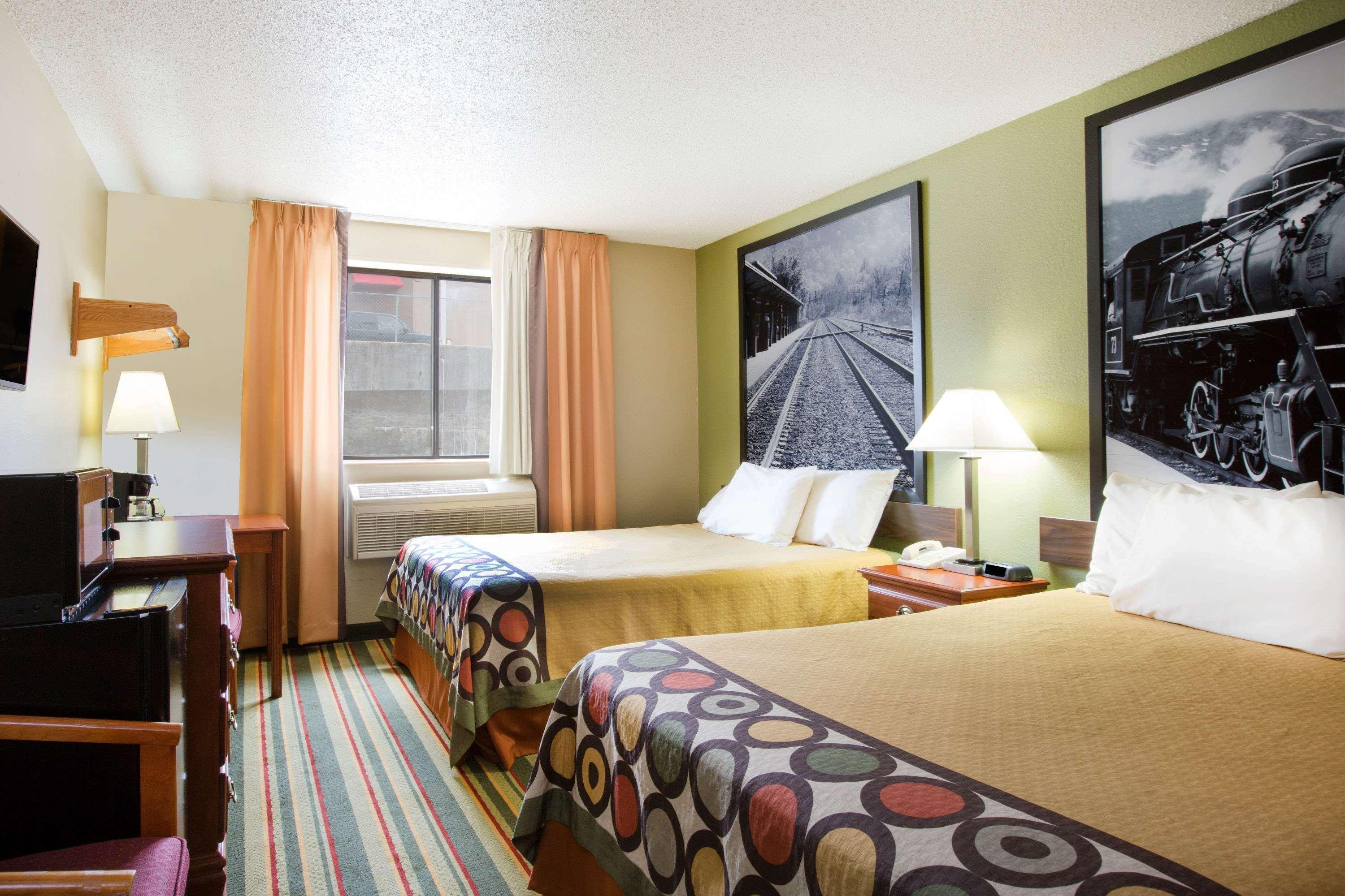 Super 8 By Wyndham Beckley Hotel Exterior foto